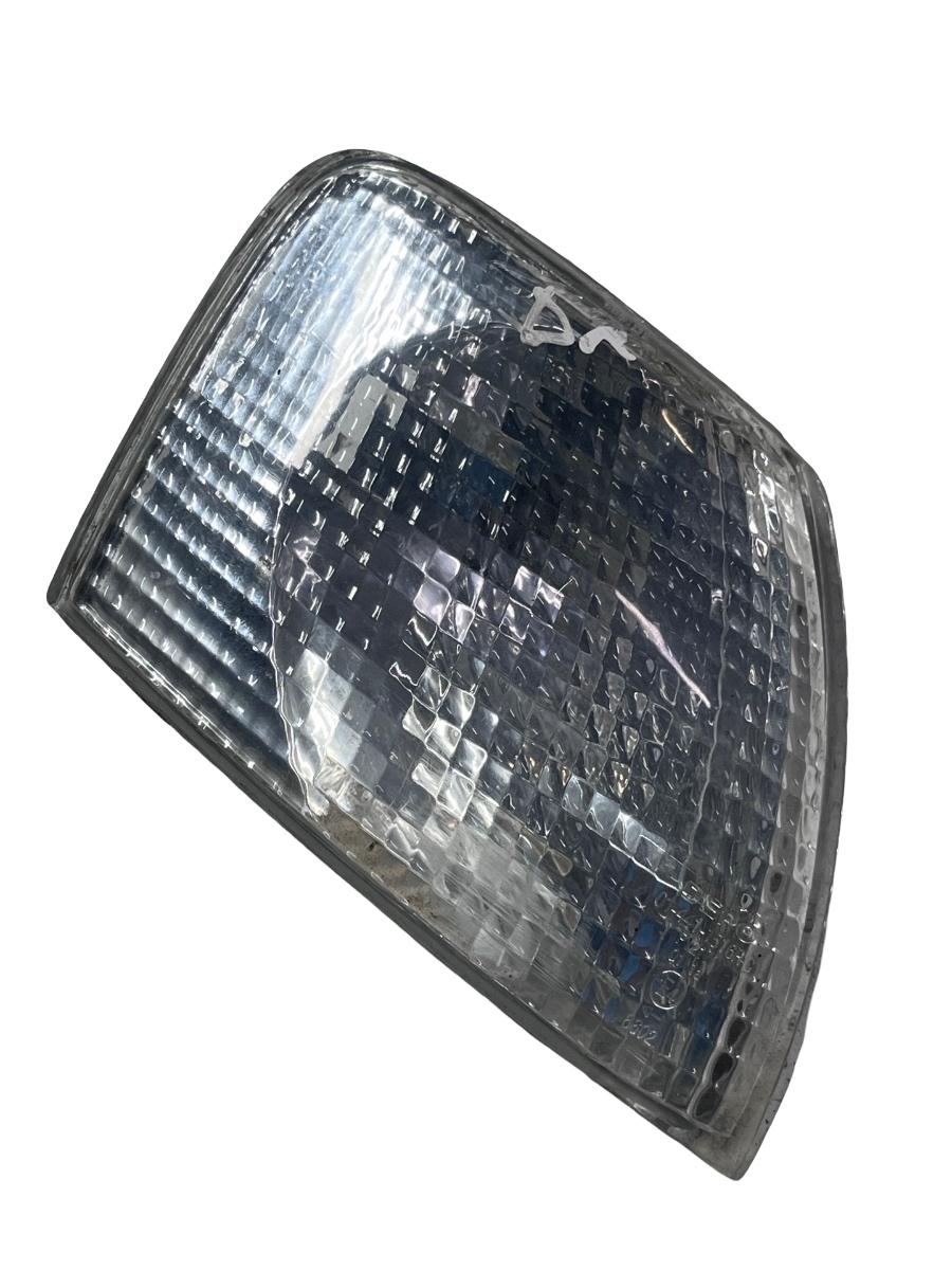 Lampa de semnalizare  dreapta fata VOLKSWAGEN PASSAT 3B2 1996 - 2001