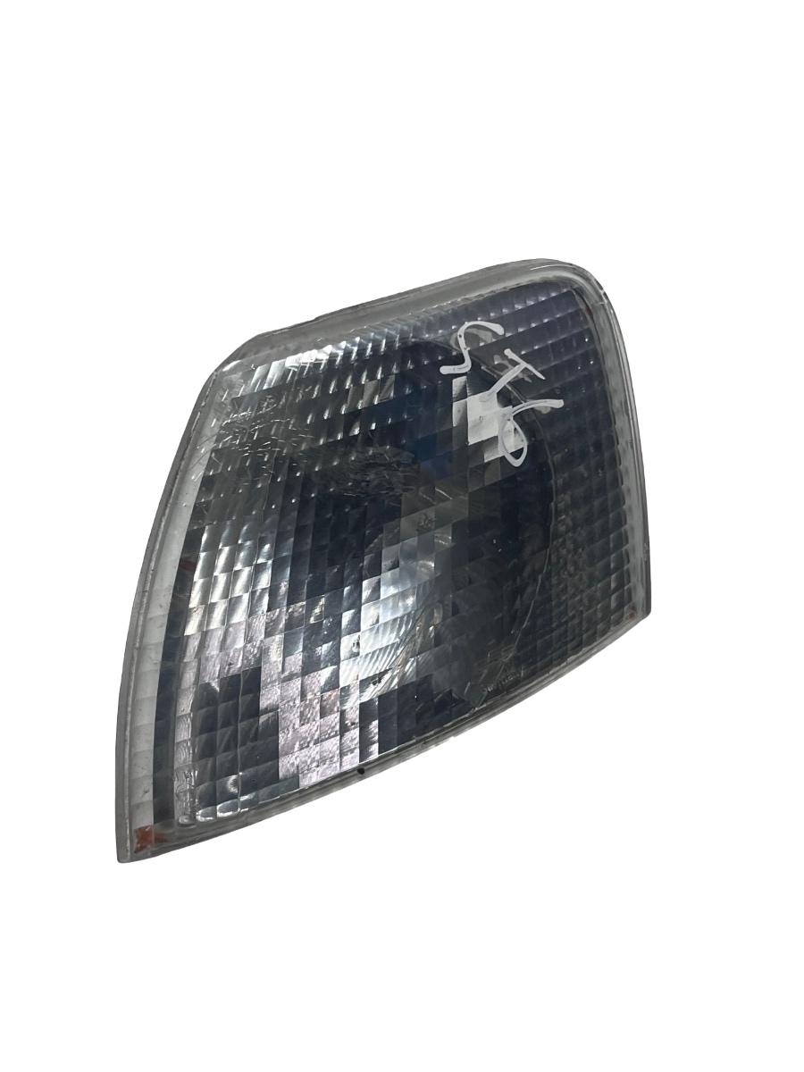 Lampa de semnalizare stanga fata VOLKSWAGEN PASSAT 3B2 1996 - 2001