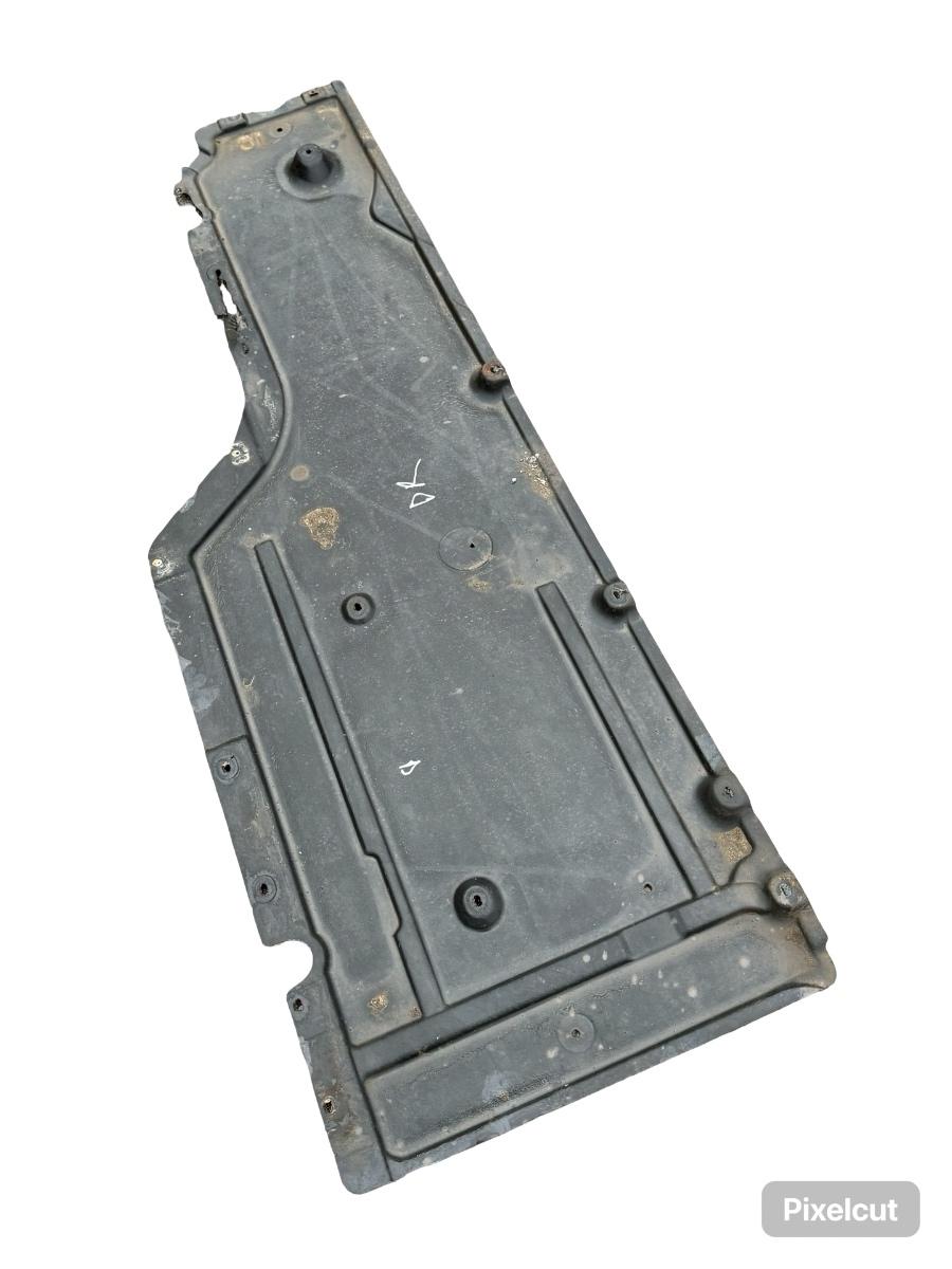 Scut sub caroserie dreapta BMW 5 E60 2001 - 2010 – foto 2