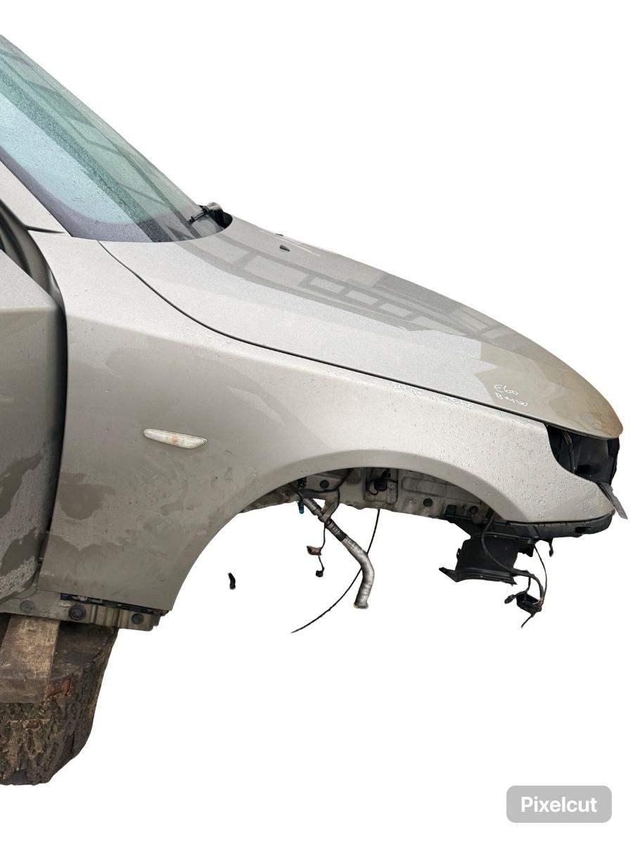 Aripa fata dreapta BMW 5 E60 2001 - 2010 – foto 2