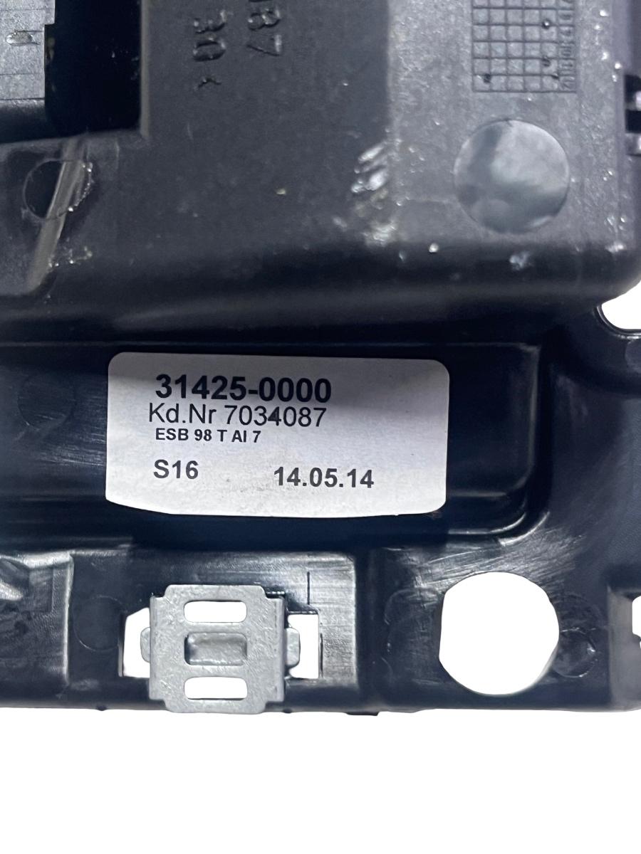 Scrumiera (fata) BMW 5 E60 2001 - 2010 7034087 – foto 3