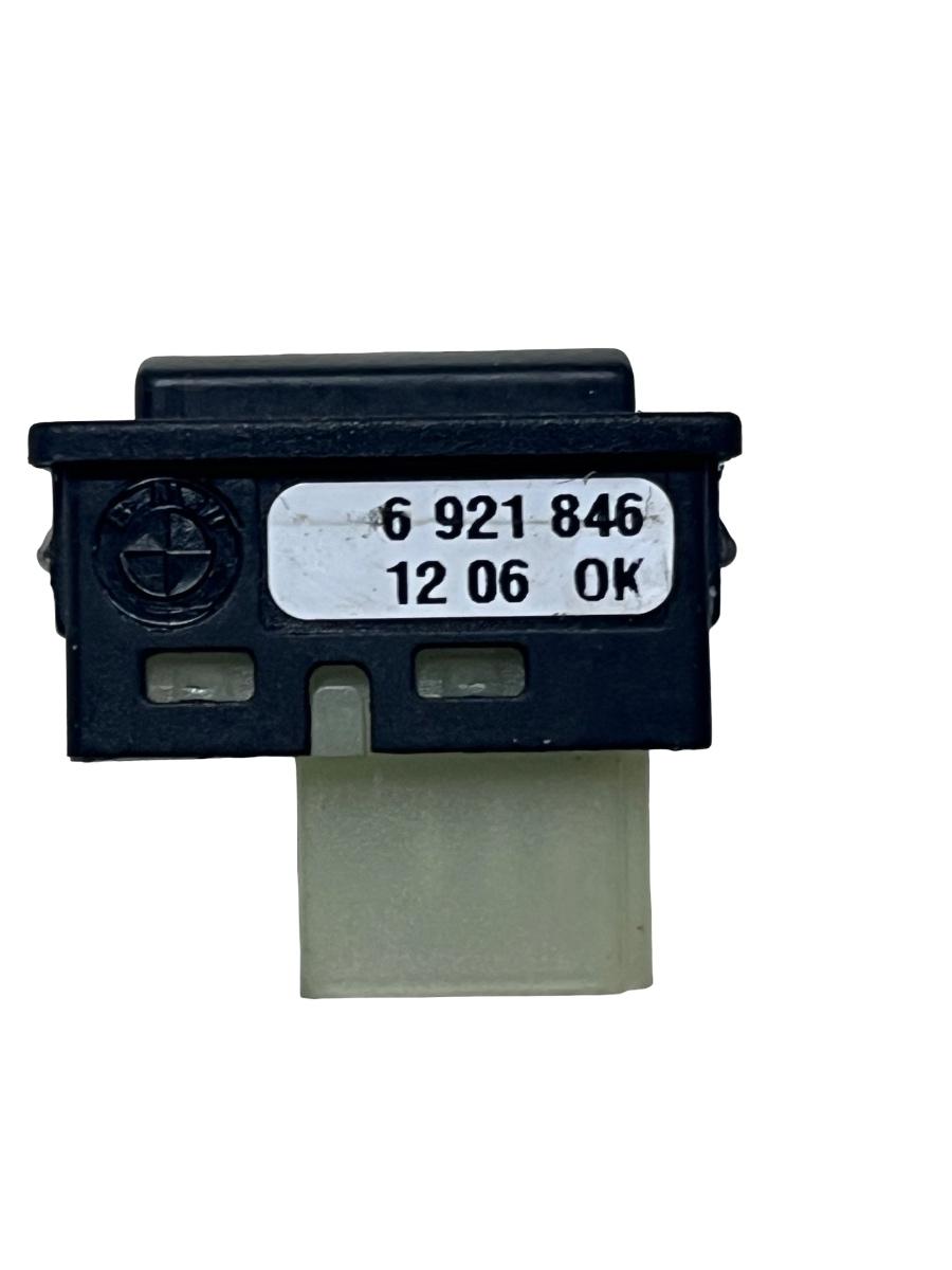 Buton deschidere portbagaj BMW 5 E60 2001 - 2010 6921846 – foto 3