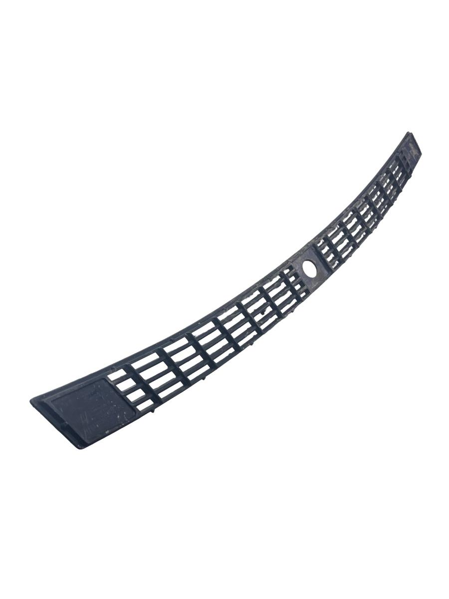 Cadru grila de ventilatie panou de bord JEEP COMMANDER XK, XH 2005 - 2010 5JT08TRM