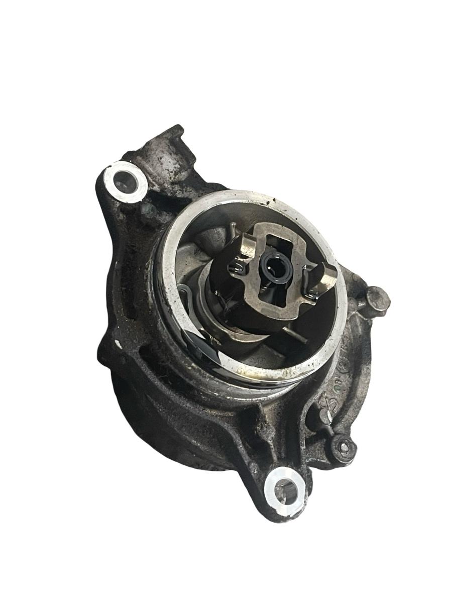 Pompa de vacuum BMW 5 E60 2001 - 2010 2.0 520 d M47 D20 (204D4) 7791232-04