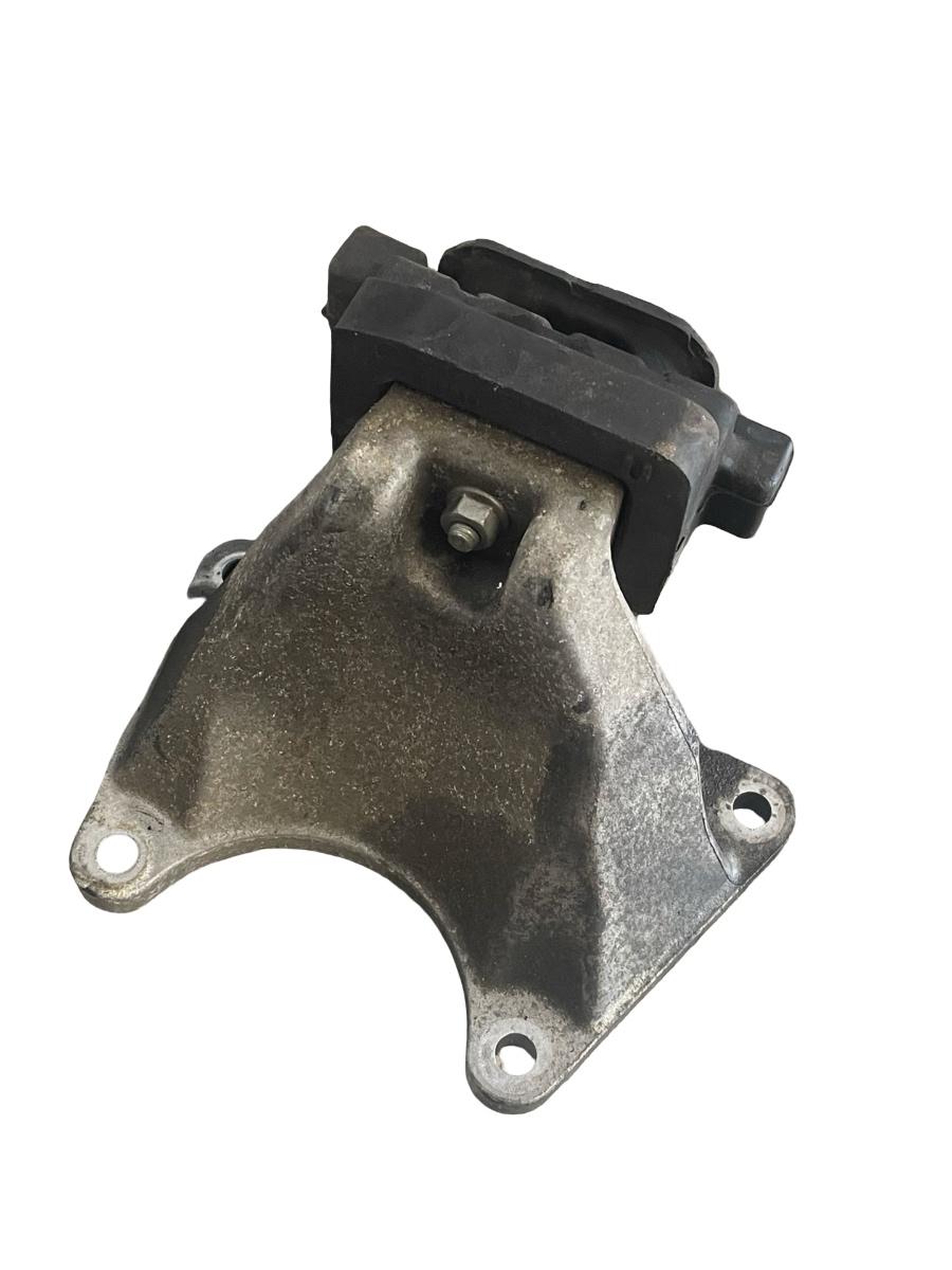 Suport  cutie de viteze BMW 5 E60 2001 - 2010 2.0 520 d M47 D20 (204D4) 6769635-01