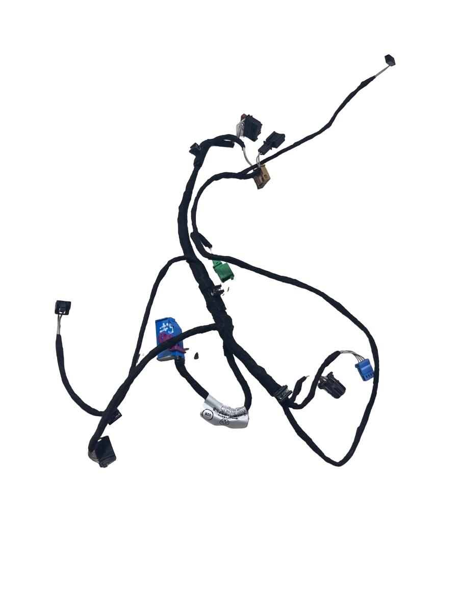 Instalatie portiera stanga fata VOLKSWAGEN Tiguan II Facelift [ 2020 - 2024 ] 5NB9715573