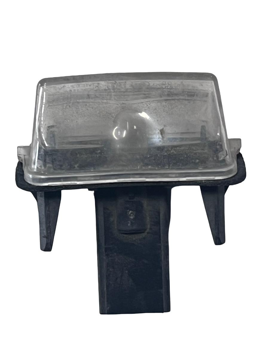 Lampa numar de inmatriculare TOYOTA AVENSIS Berlina _T27_ 2008 - >