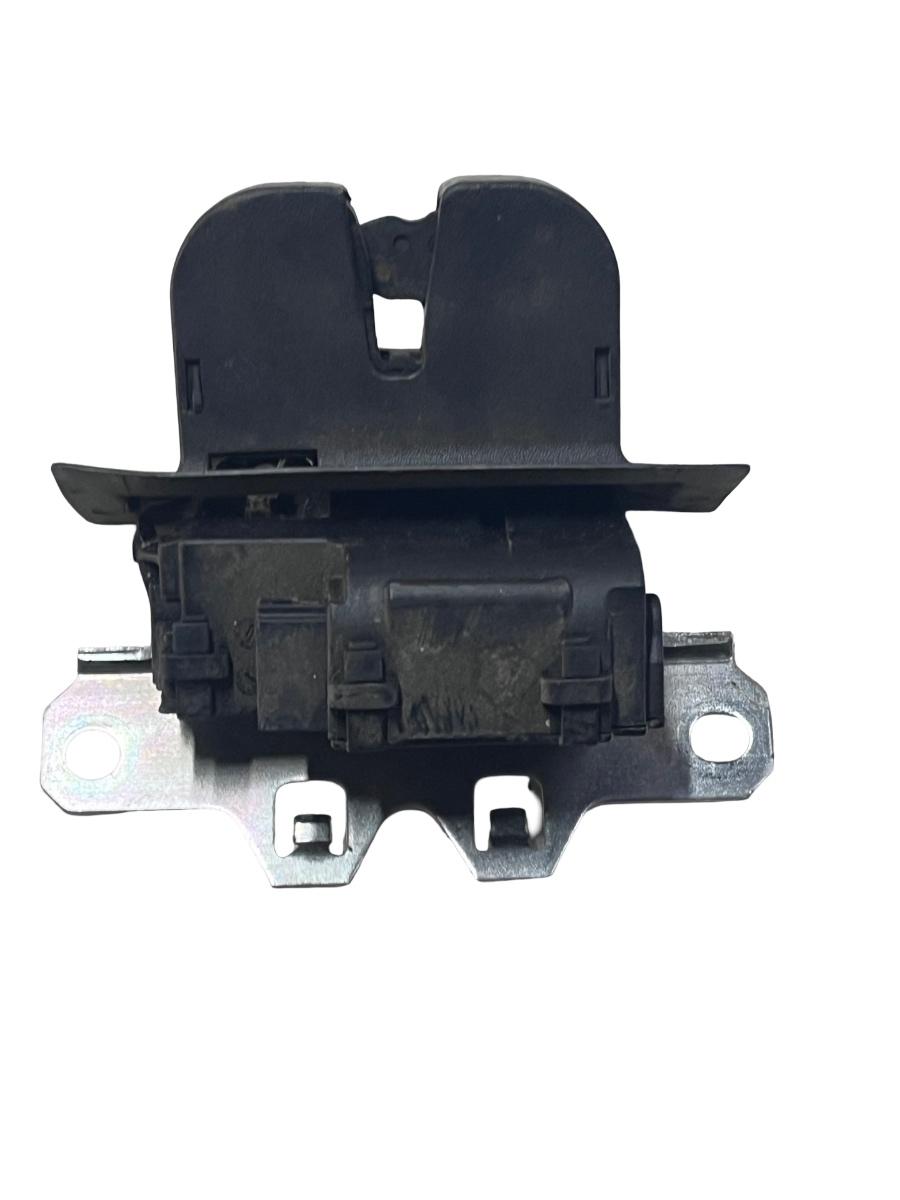 Broasca haion/portbagaj OPEL INSIGNIA G09 Hatchback 2008 - 2017 – foto 2