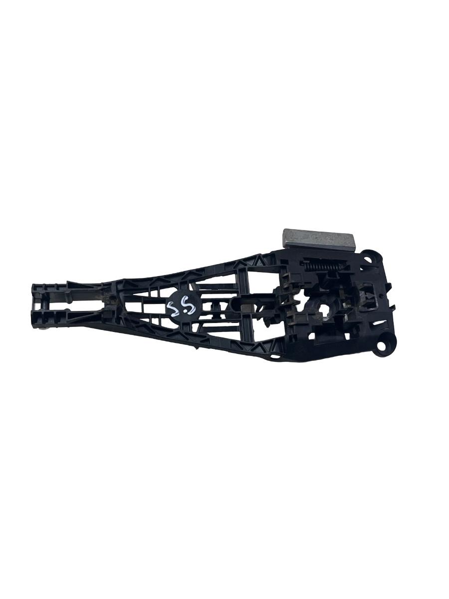Suport maner exterior portiera  stanga spate OPEL INSIGNIA G09 2008 - 2017
