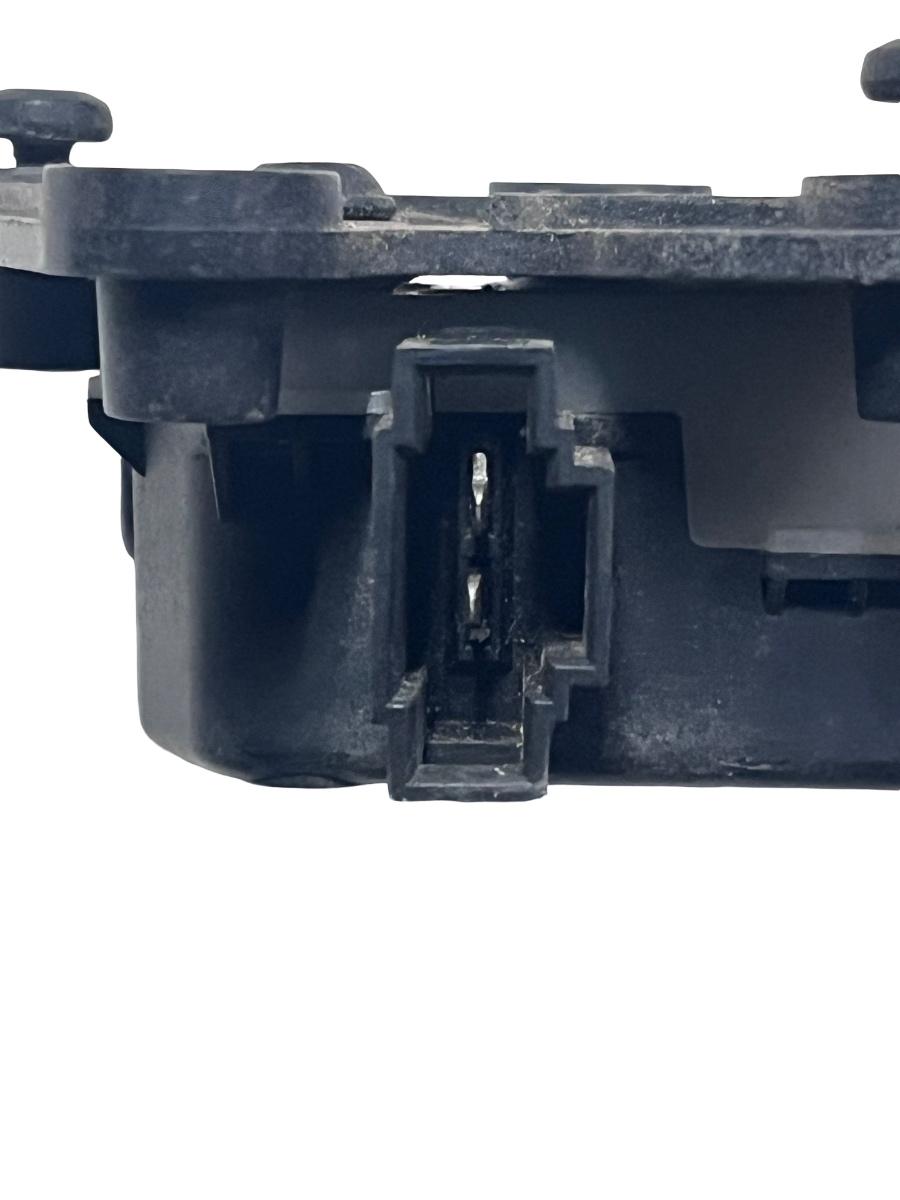 Motoras deschidere haion AUDI A3 II 8P1 2003 - 2013 8E9827833 – foto 3