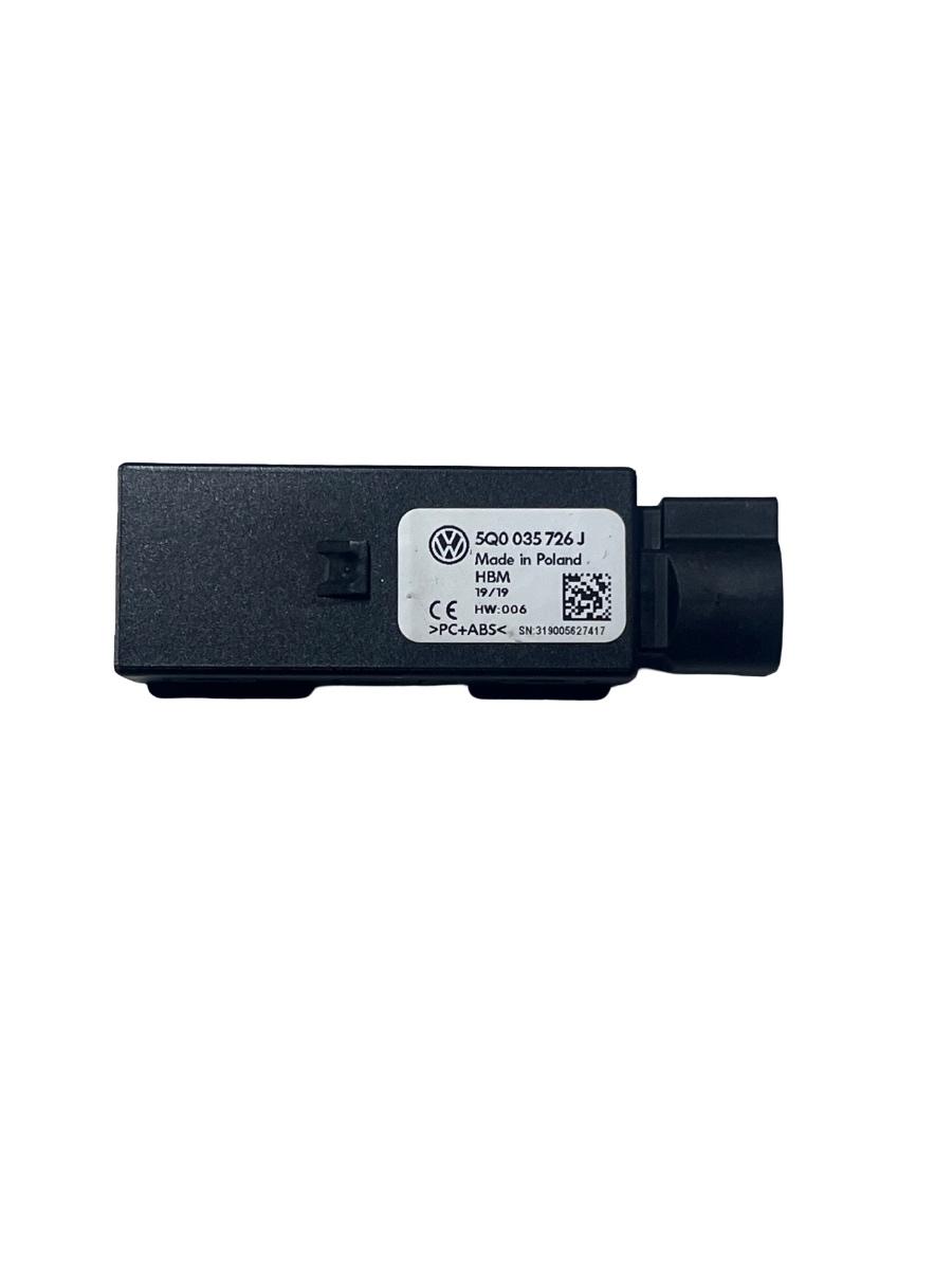 Interfata USB  VOLKSWAGEN Tiguan II Facelift [ 2020 - 2024 ] 5Q0035726