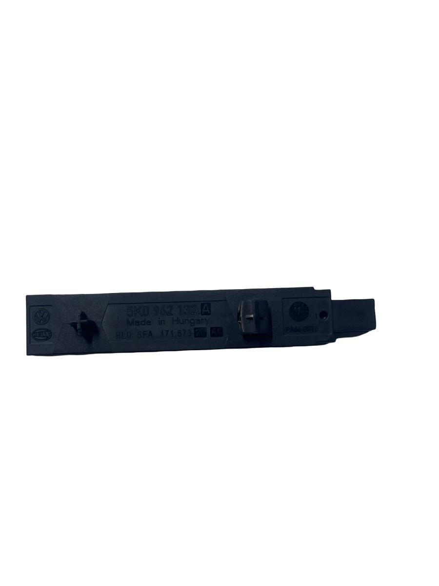 Amplificator Keyless VOLKSWAGEN Tiguan II Facelift [ 2020 - 2024 ] 5K0962132A