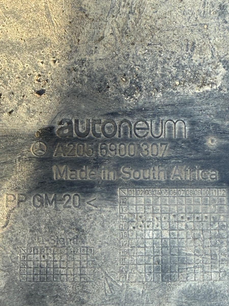 Scut rezervor AdBlue MERCEDES-BENZ C-CLASS W205 2013 - > A2056900307 – foto 2