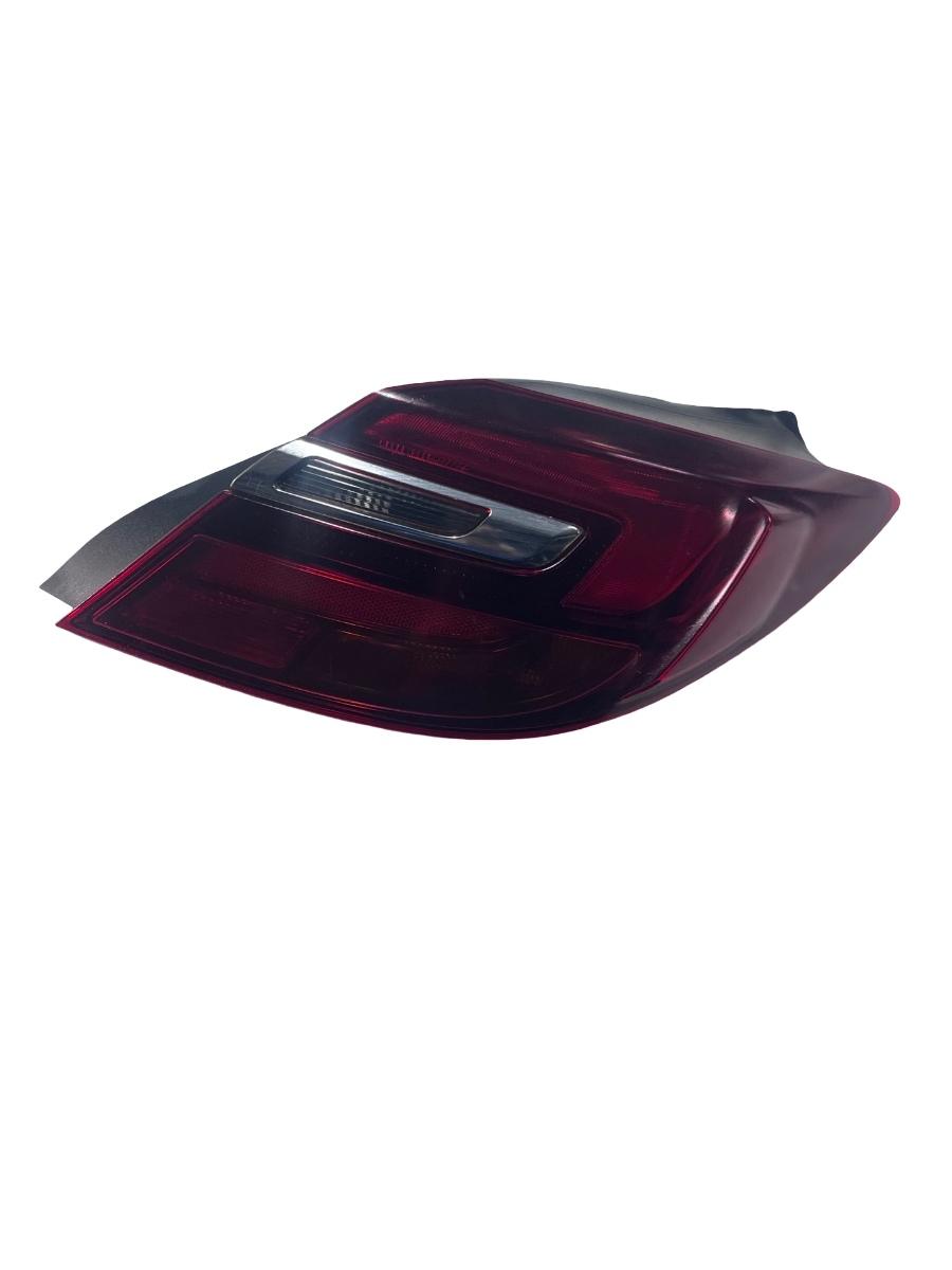 Lampa spate / Stop dreapta spate OPEL INSIGNIA G09 Hatchback 2008 - 2017 23422536