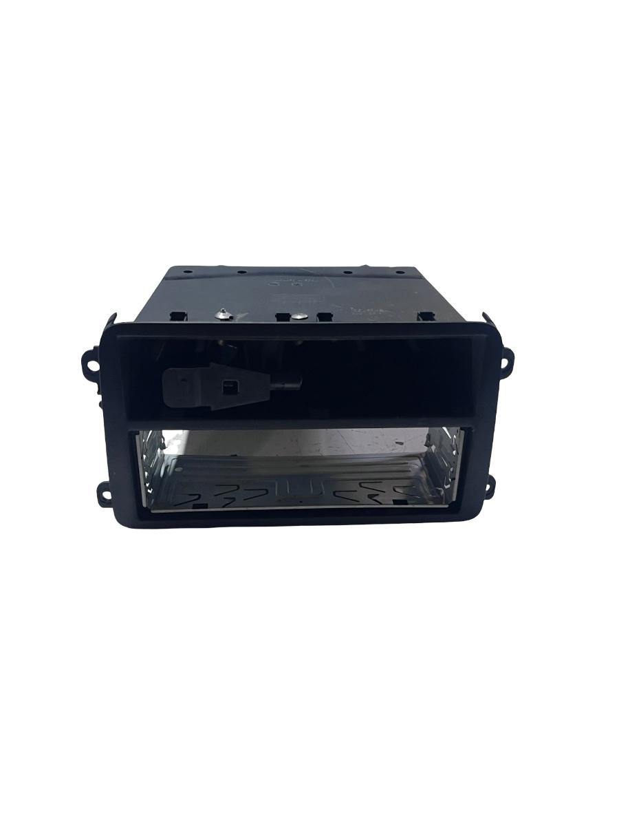 Ornament casetofon VOLKSWAGEN CADDY IV Box SAA, SAH 2015 - > 1K0857058A