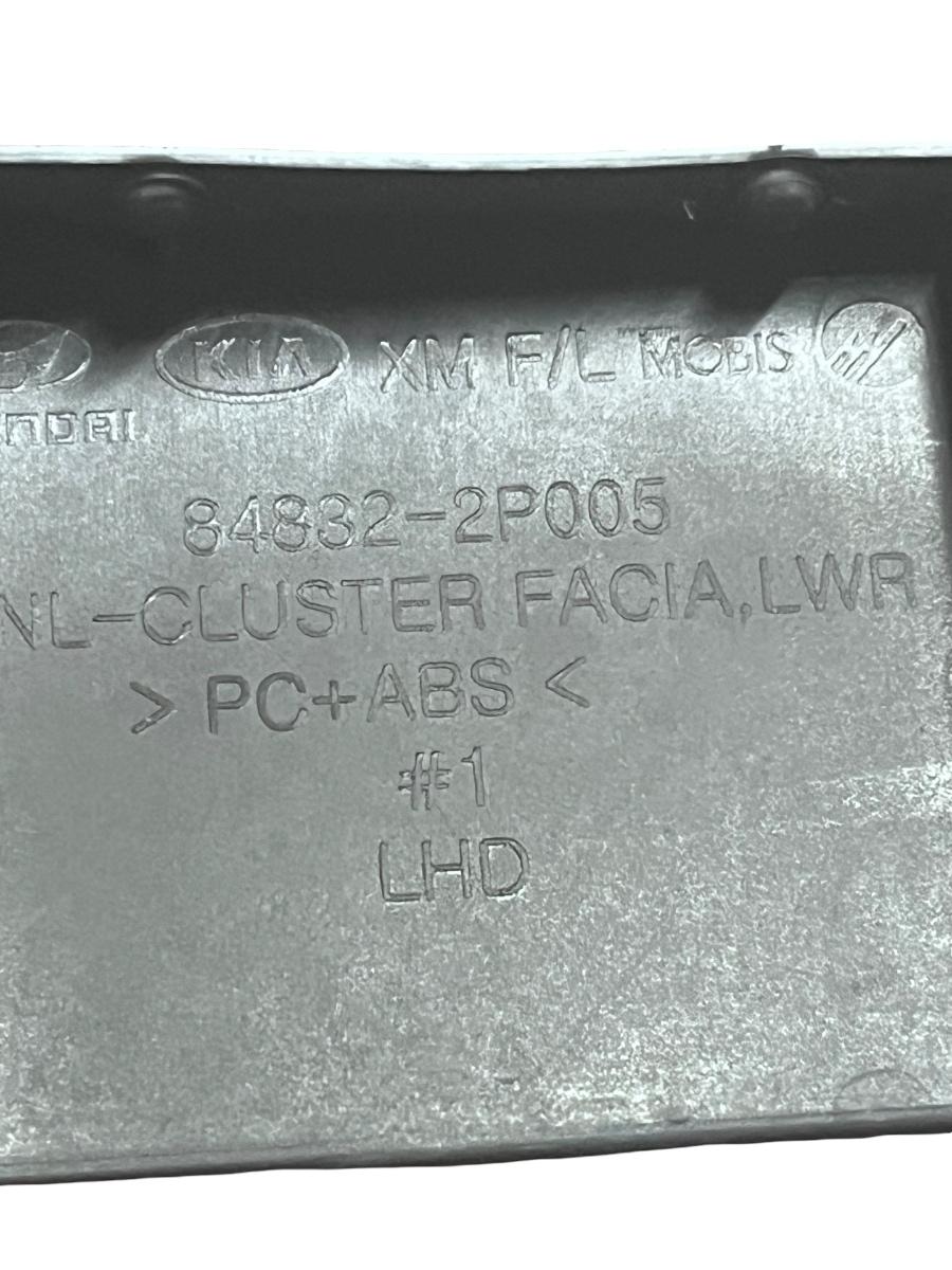 Ornament ceasuri bord KIA SORENTO II XM 2009 - > 848322P005 – foto 3