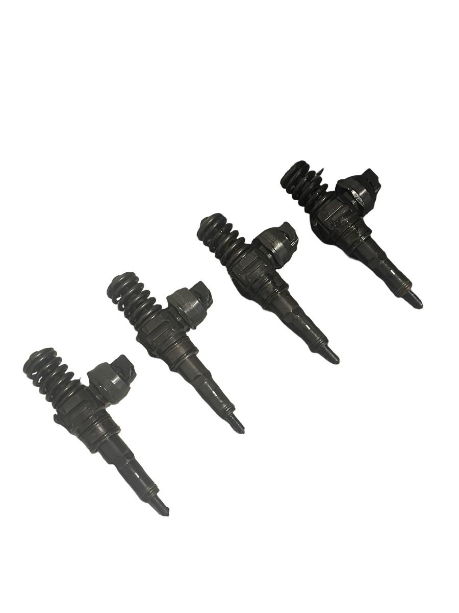 Set injectoare combustibil VOLKSWAGEN GOLF V 1K1 2003 - 2009 1.9 TDI BXE 038130073AG