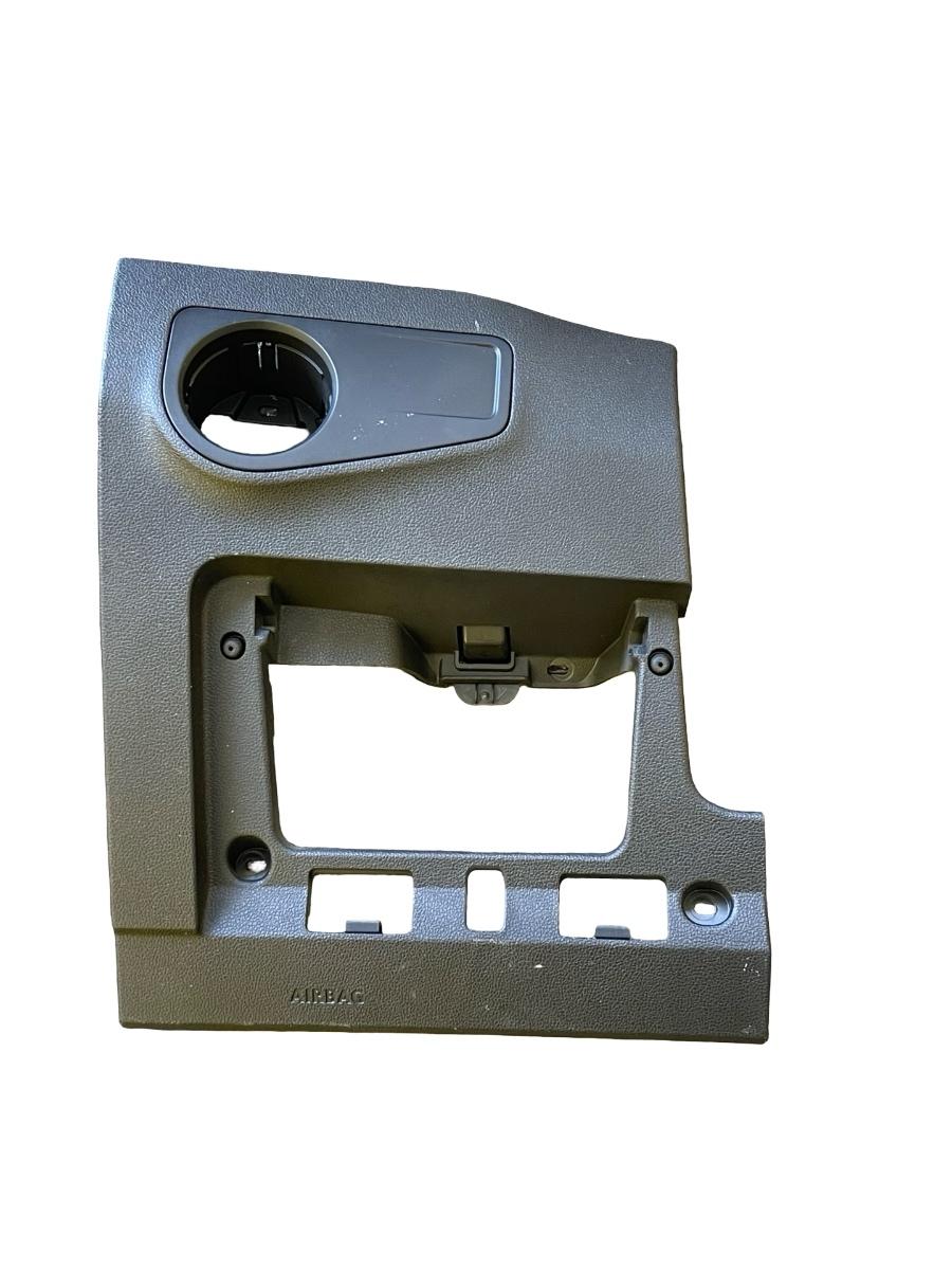 Spatiu depozitare sofer/ ornamnet bloc lumini VOLKSWAGEN Tiguan II Facelift [ 2020 - 2024 ] 5NB858365