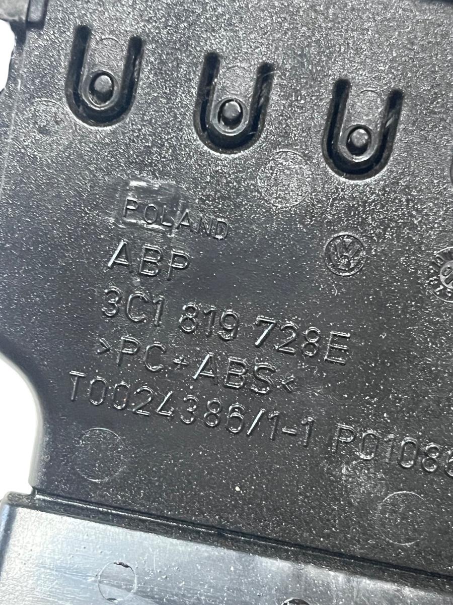 Grila de ventilatie bord centrala VOLKSWAGEN PASSAT 3C2 2005 - 2010 3C1819728E – foto 3