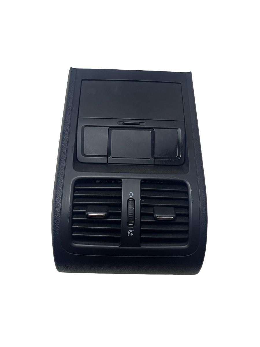 Grila de ventilatie spate VOLKSWAGEN PASSAT 3C2 2005 - 2010 3C0863615