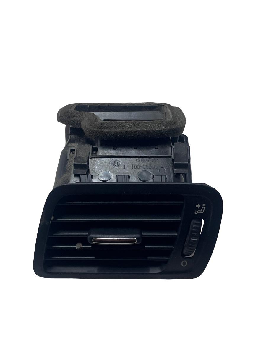 Grila de ventilatie bord stanga fata VOLKSWAGEN PASSAT 3C2 2005 - 2010 3C1819701E