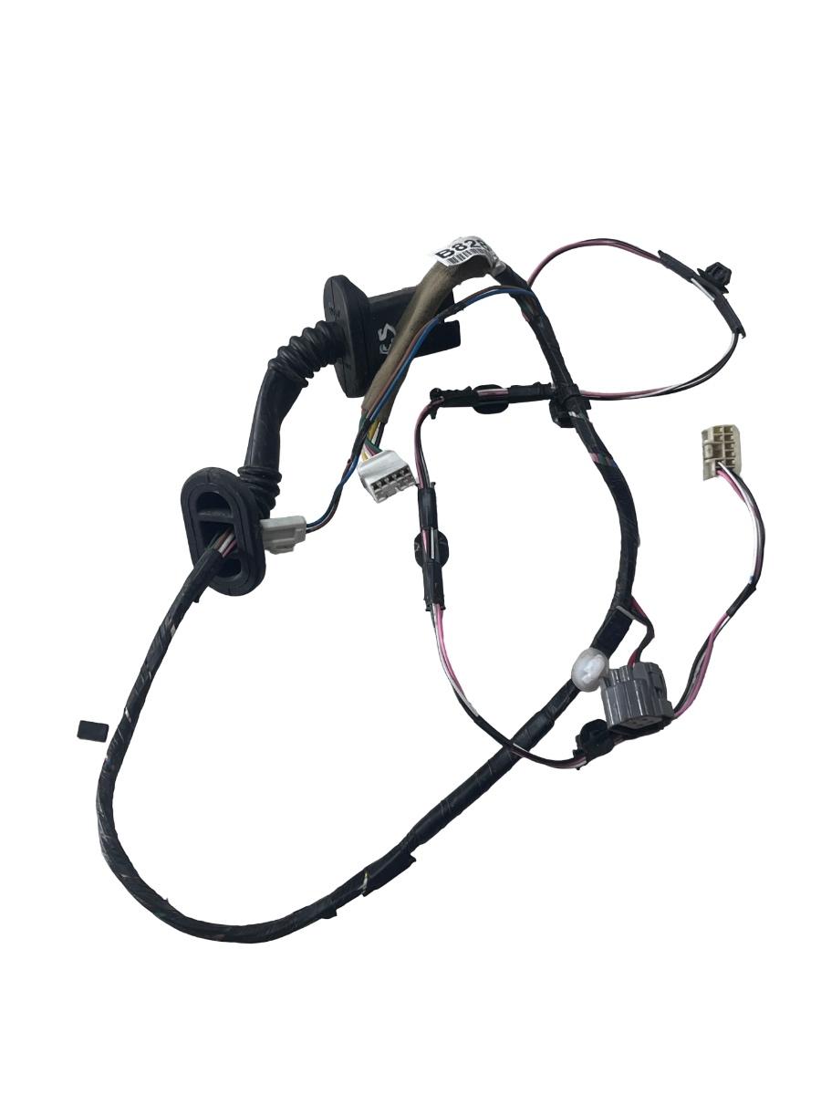 Instalatie portiera stanga spate MITSUBISHI OUTLANDER III GG_W, GF_W, ZJ 2012 - > 130823035A