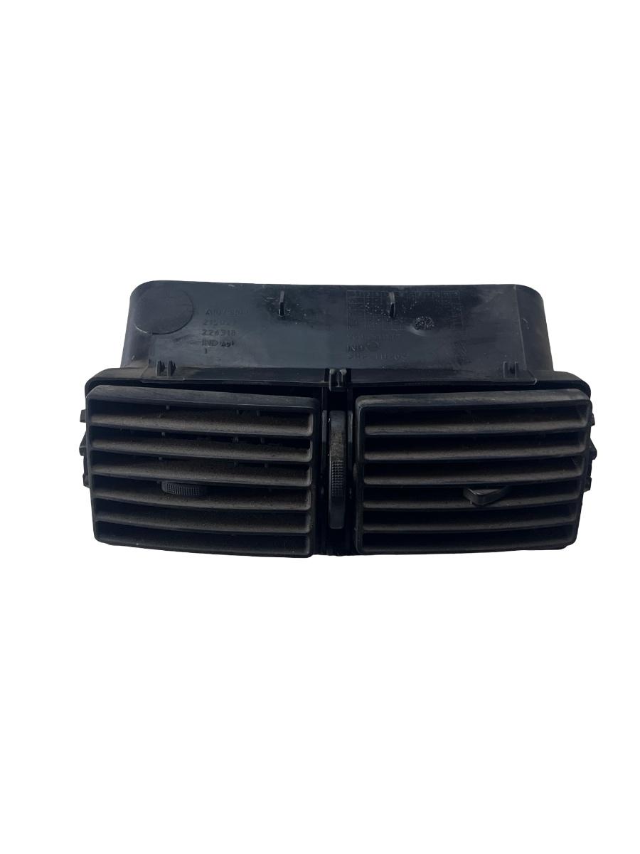 Grila de ventilatie bord centrala PEUGEOT EXPERT Box VF3A_, VF3U_, VF3X_ 2007 - > 9634511177