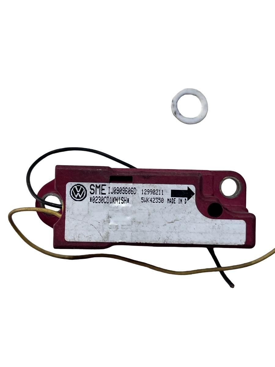 Senzor de impact airbag VOLKSWAGEN GOLF IV 1J1 1997 - 2007 1J0909606D