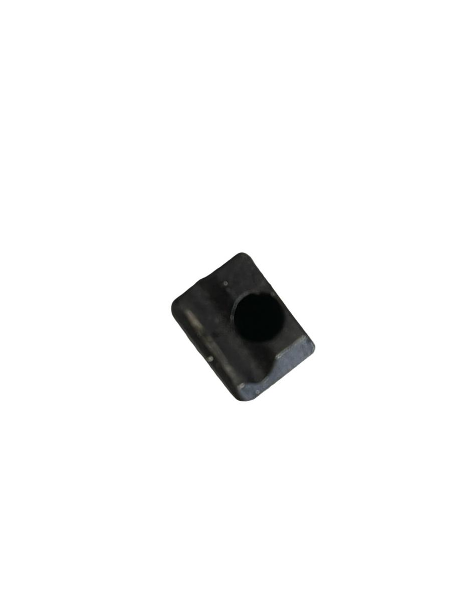Clema fixare injector combustibil VOLKSWAGEN GOLF V 1K1 2003 - 2009 1.9 TDI BKC