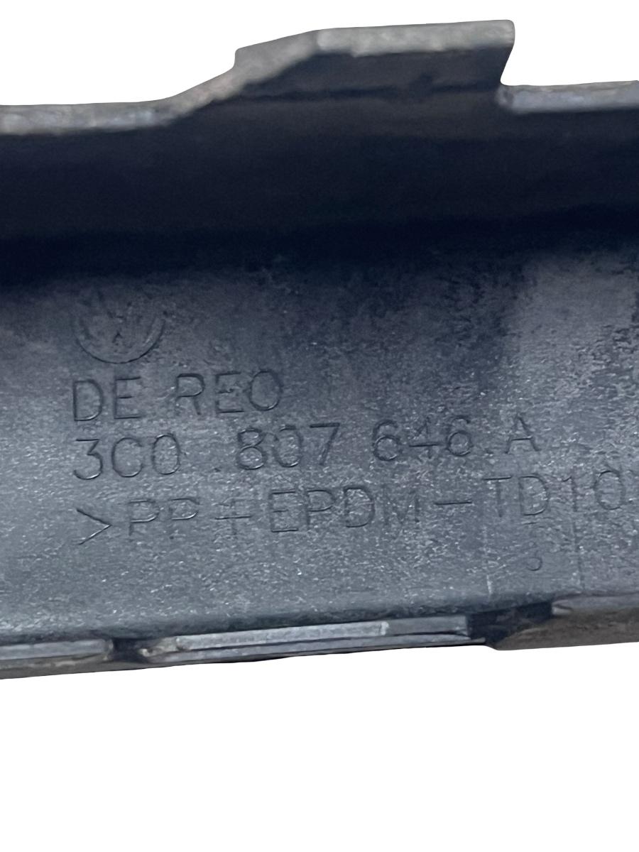 Ornament bara de protectie dreapta fata VOLKSWAGEN PASSAT 3C2 2005 - 2010 3C0807646A – foto 3