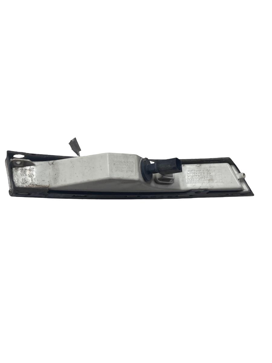 Lampa de semnalizare bara stanga fata VOLKSWAGEN PASSAT 3C2 2005 - 2010 3C0807717A – foto 2