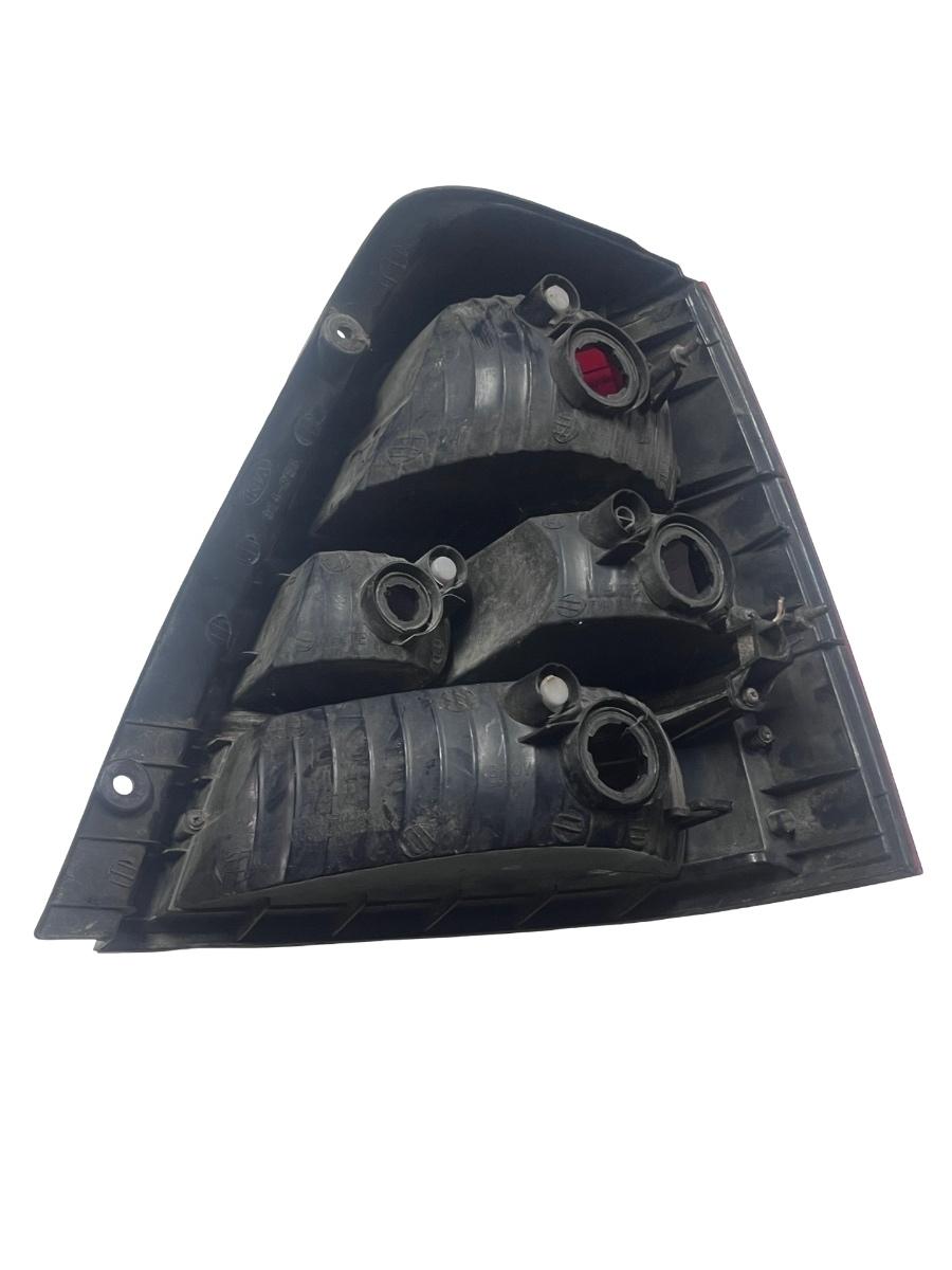 Lampa spate / Stop stanga spate KIA SORENTO I JC 2002 -> – foto 4