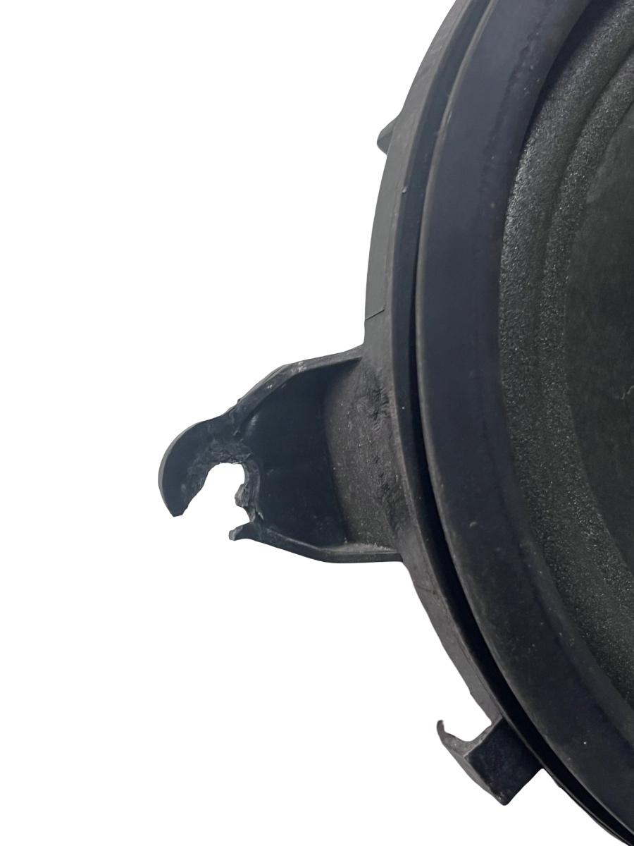 Difuzor portiera dreapta spate VOLVO S60 I 384 2000 - 2010 30679498 ( O CLEMA RUPTA ) – foto 2