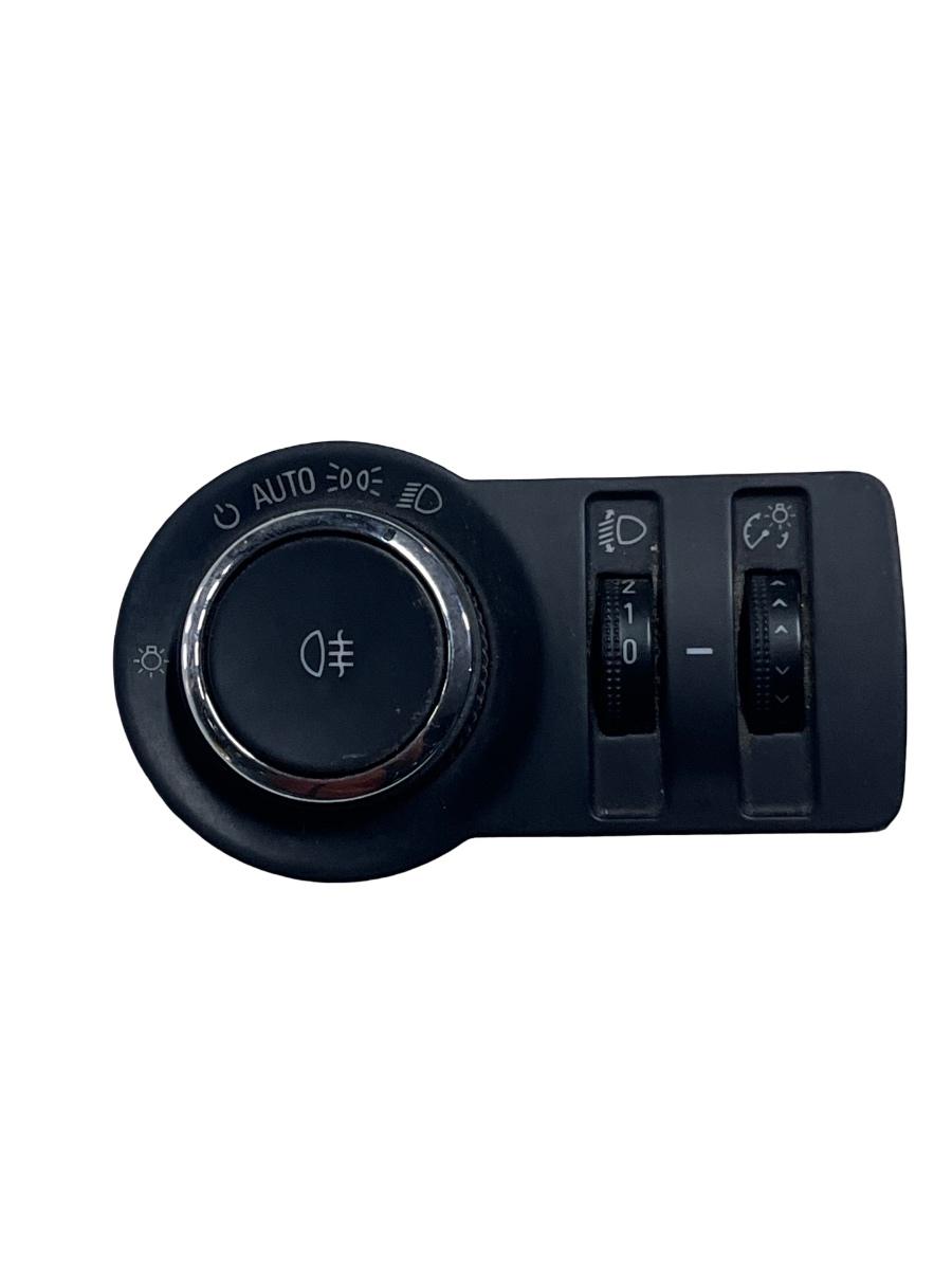 Bloc lumini OPEL INSIGNIA A Country Tourer G09 2008 - 2017 13268704