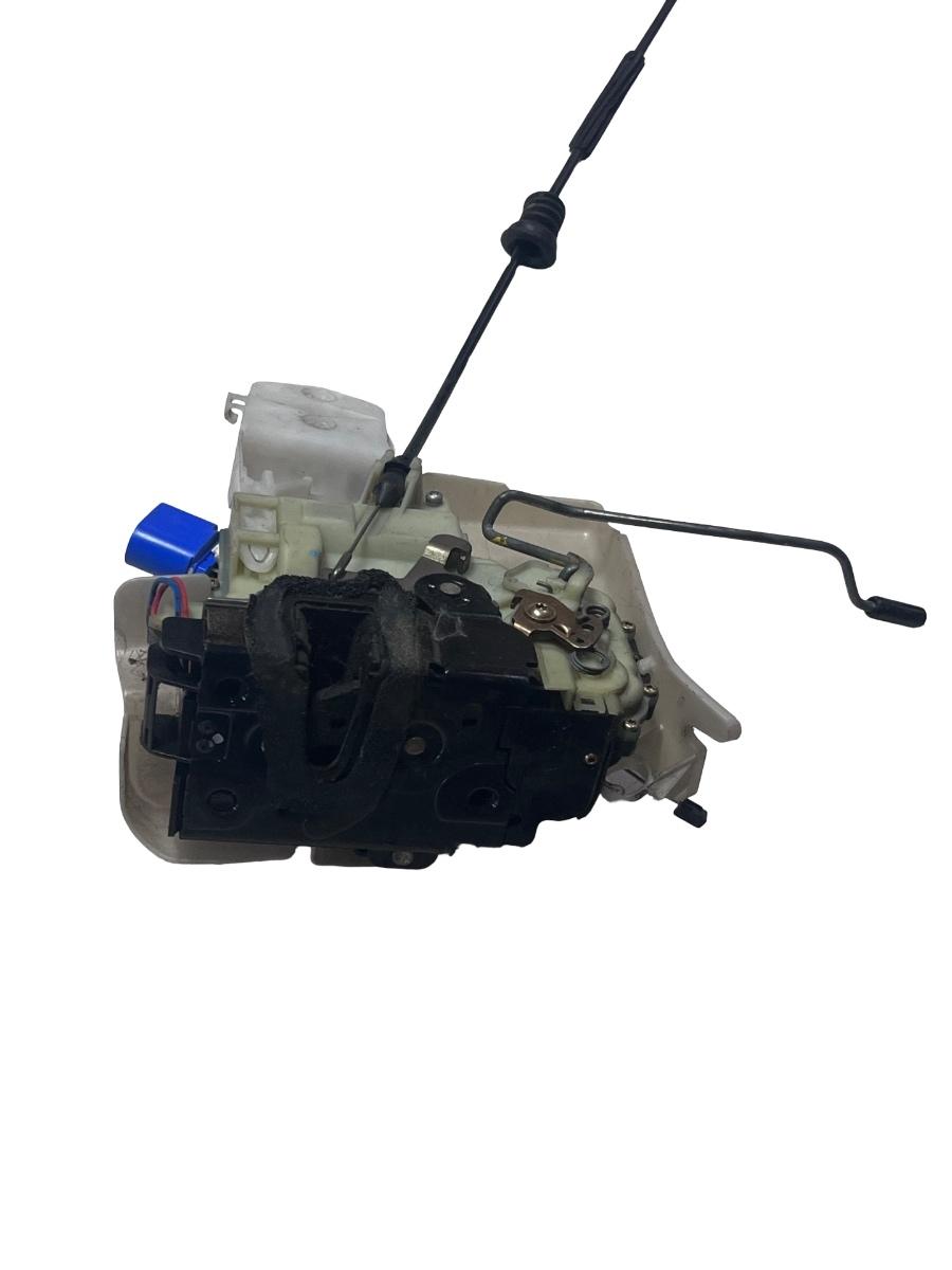 Broasca usa dreapta fata VOLKSWAGEN POLO 9N_ 2001 - 2012