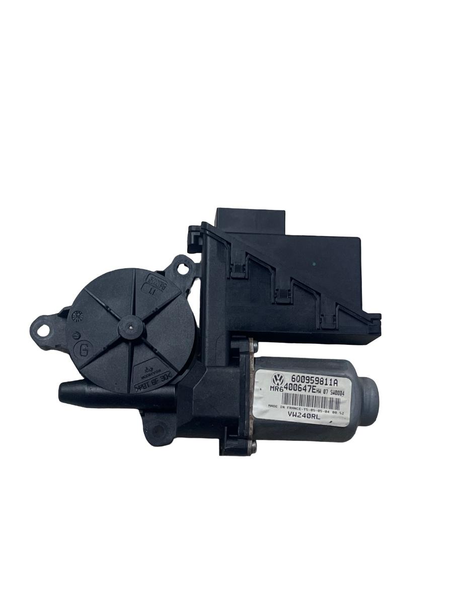 Motoras geam stanga spate VOLKSWAGEN POLO 9N_ 2001 - 2012 600959811A