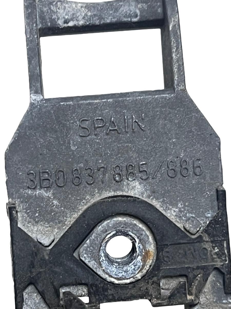 Maner/suport exterior portiera stanga spate VOLKSWAGEN POLO 9N_ 2001 - 2012 3B0837885 – foto 3