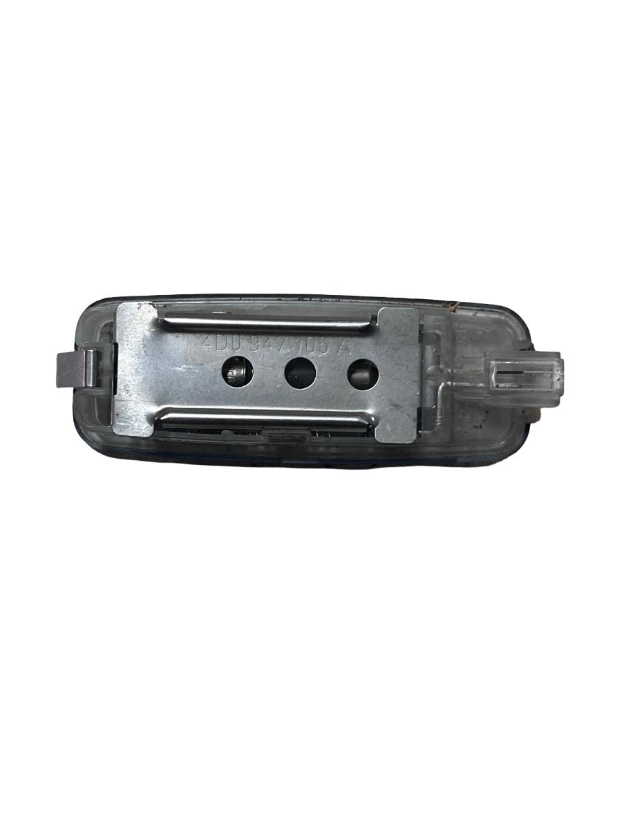 Lampa interioara habitaclu AUDI A6/S6 IV Saloon 4G2, C7, 4GC 2010 - 2018 4D0947105A – foto 2