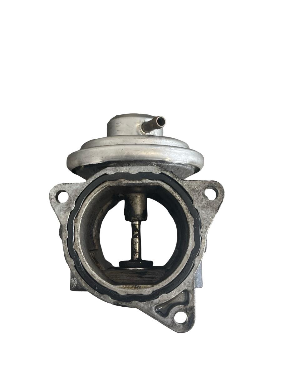 Supapa EGR SEAT ALTEA 5P1 2004 -> 1.9 TDI BXE 038131501AN