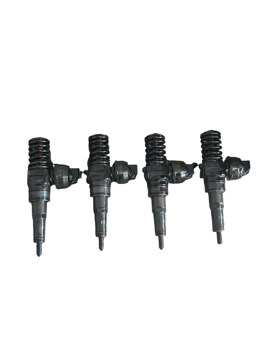 Set injectoare combustibil SEAT ALTEA 5P1 2004 -> 1.9 TDI BXE 038130073AG