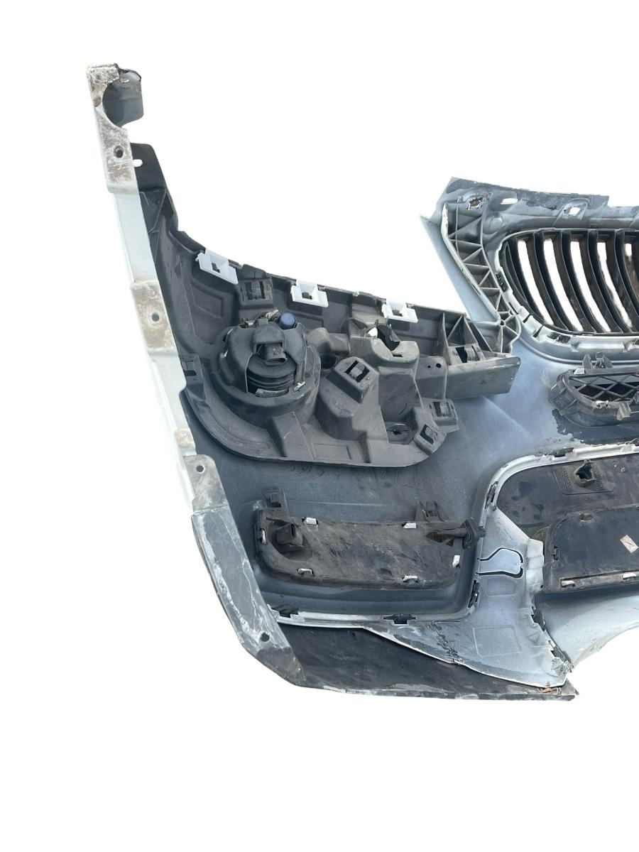 Bara fata BMW X3 II F25 2010 - 2017 – foto 5