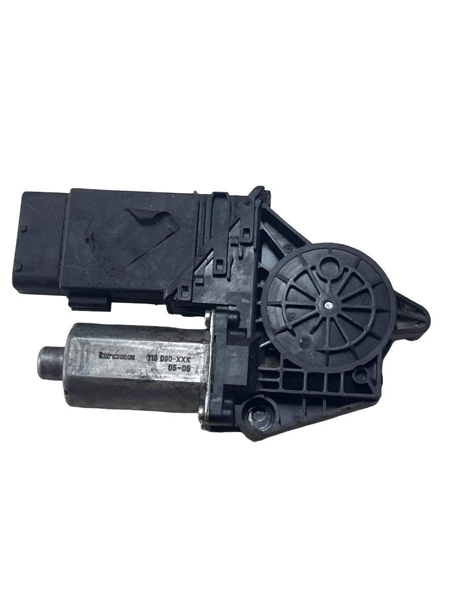 Motoras geam dreapta fata VOLKSWAGEN PASSAT 3B3 2000 - 2005 0130821694 – foto 3