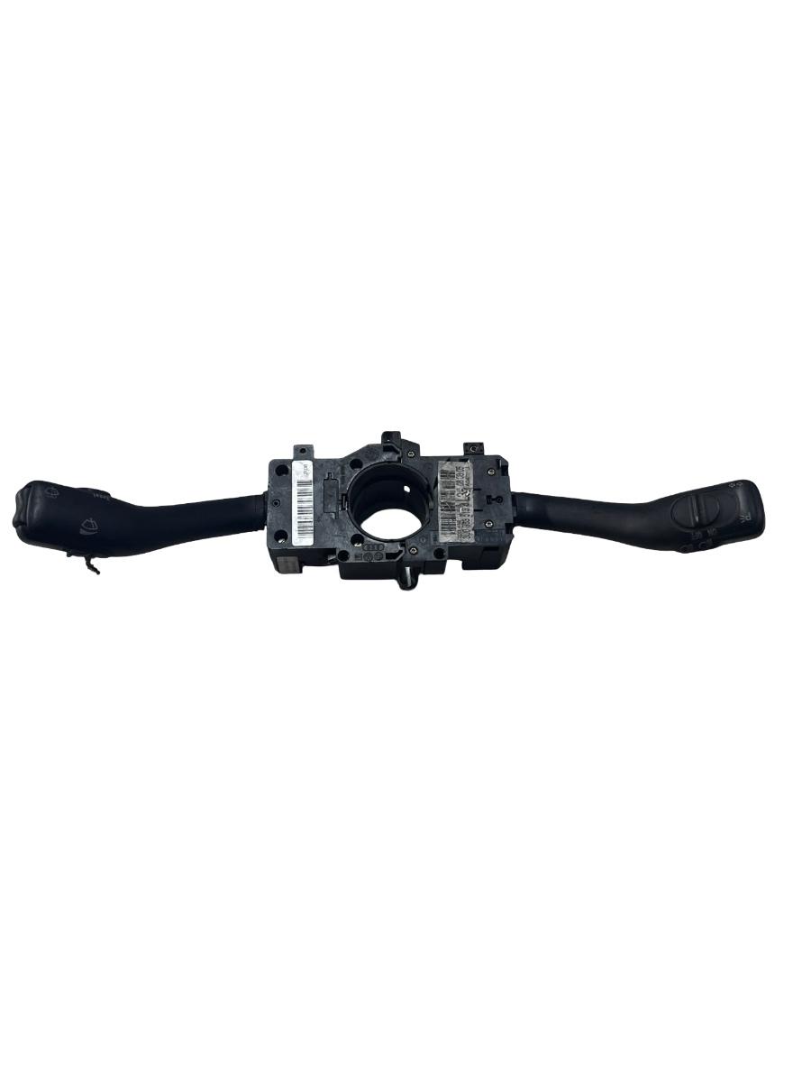 Ansamblu manete VOLKSWAGEN PASSAT 3B3 2000 - 2005 4B0953503G