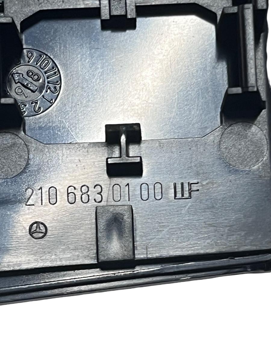 Ornament sistem de climatizare MERCEDES-BENZ C-CLASS W202 1993 - 2000 2106830100 – foto 3