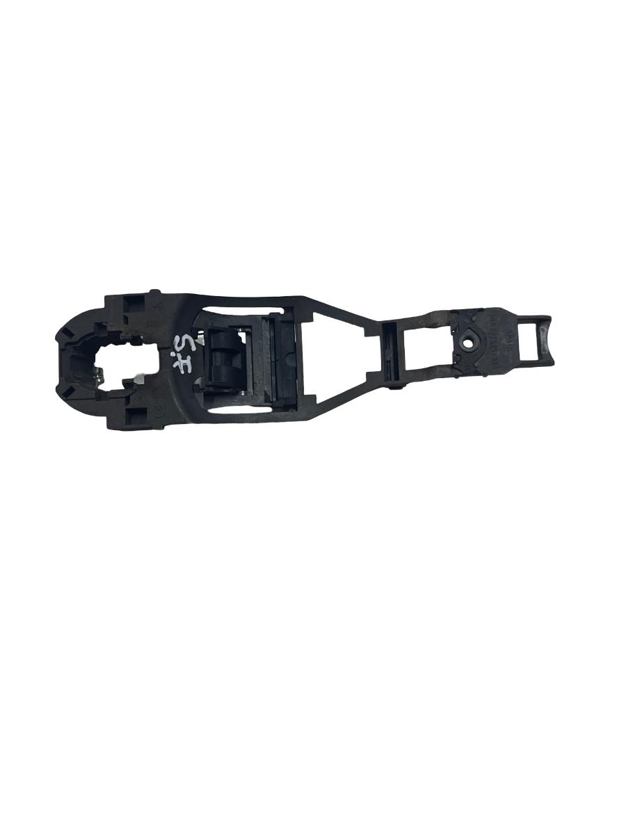 Maner/suport exterior portiera stanga fata SEAT ALTEA 5P1 2004 -> VAG 3B0837885