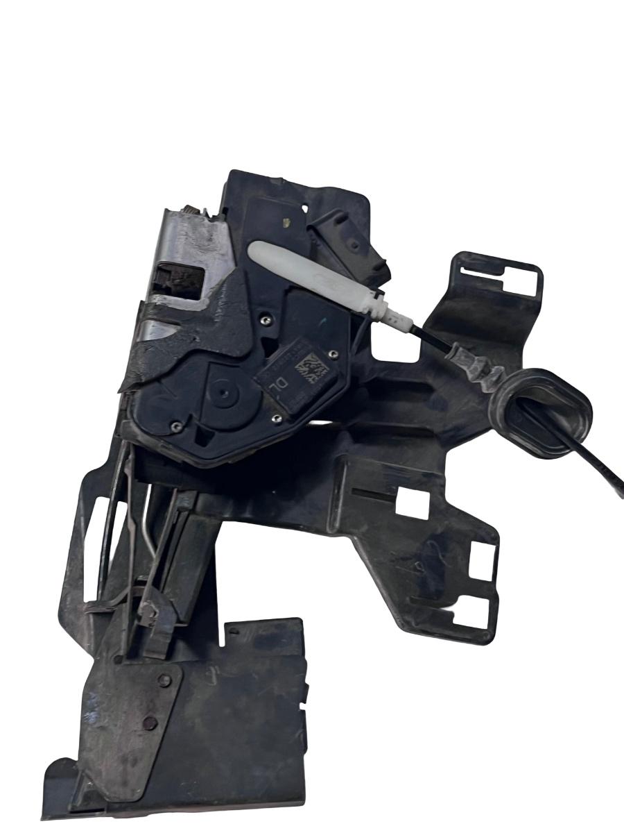 Broasca usa + suport maner dreapta fata FORD FIESTA VI 2008 -> 8A6A-A21812-CC