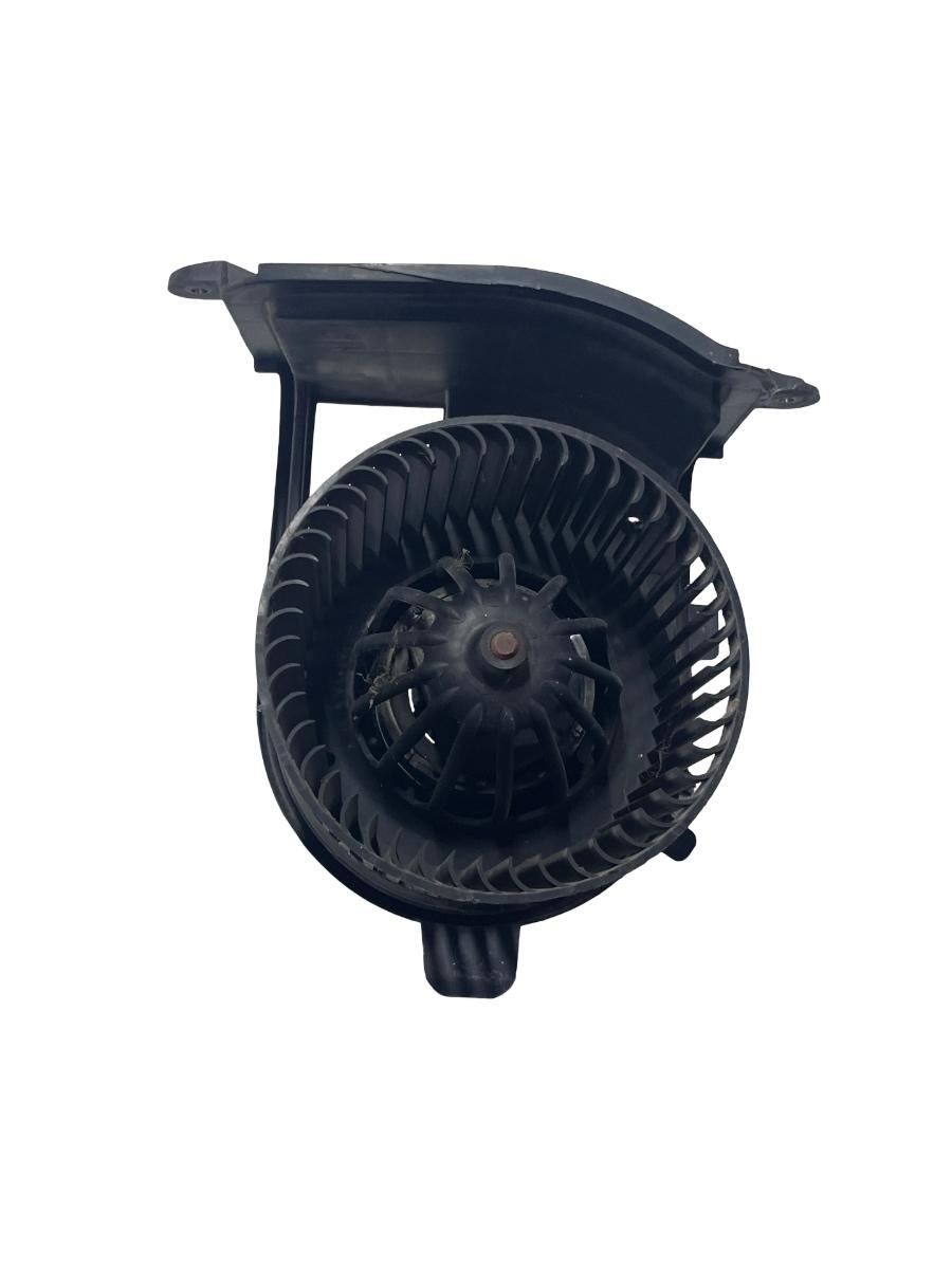 Ventilator aeroterma RENAULT Symbol I [ 1998 - 2008 ] ( Carcasa putin crapata )