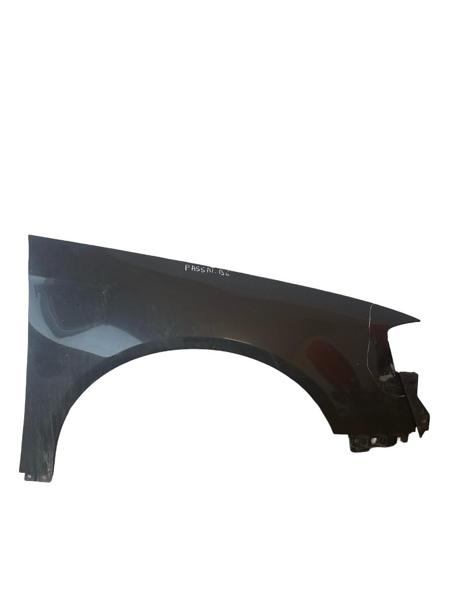 Aripa dreapta fata cu defect VOLKSWAGEN PASSAT B6 2005 - 2010