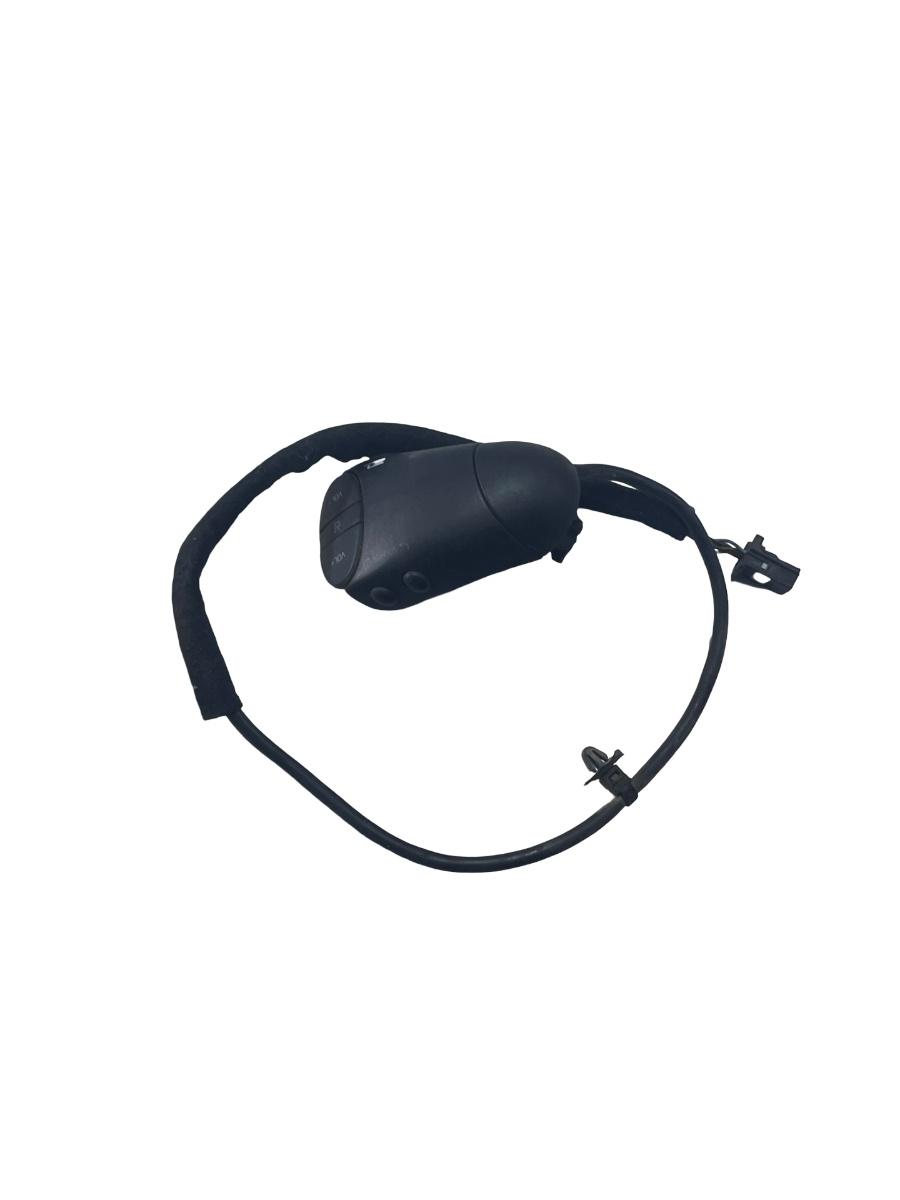 Comenzi volan RENAULT CLIO II BB0/1/2_, CB0/1/2_ 1998 -> 82005505953
