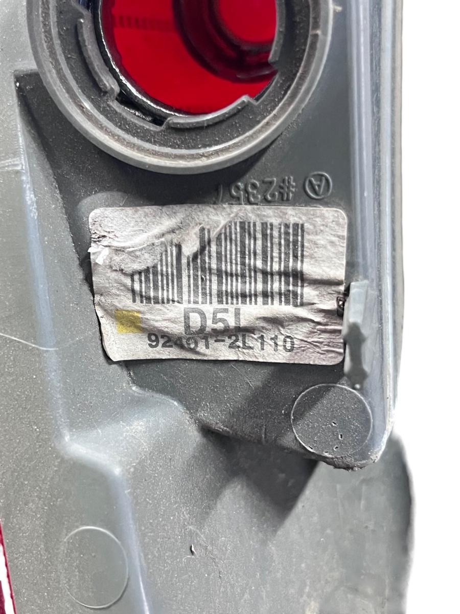 Lampa spate / Stop stanga spate HYUNDAI i30 CW FD 2007 - 2012 92401-2L110 ( sticla crapata ) – foto 4